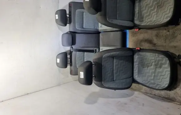 Skoda Fabia Mk2 (5J) Front driver seat 
