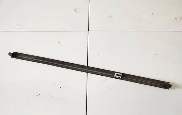 Honda FR-V Front door glass trim molding 