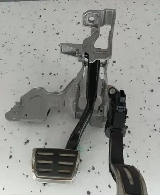 Audi RS5 Brake pedal 8W1723140C 572017 564631