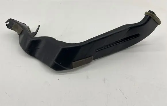 Ford Edge II Cabin air duct channel EM2BR018B90AD