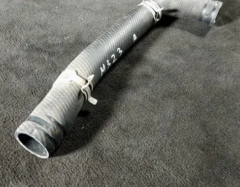 Mazda 323 F Engine coolant pipe/hose