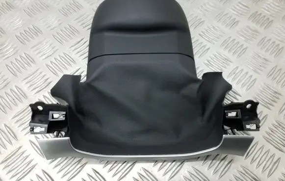 Steering wheel column trim