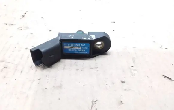 Peugeot 407 Air pressure sensor 0261230057 9639418880