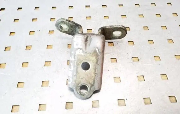 Hyundai Tucson JM Rear door lower hinge