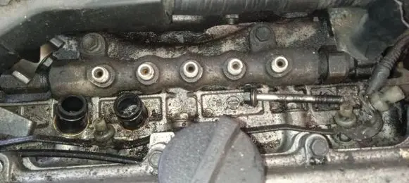 Toyota Corolla Verso AR10 Fuel main line pipe 