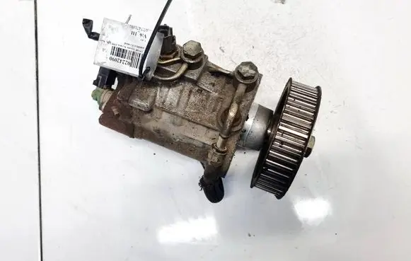 Toyota Avensis T220 Fuel injection high pressure pump 2210027010 22100-27010