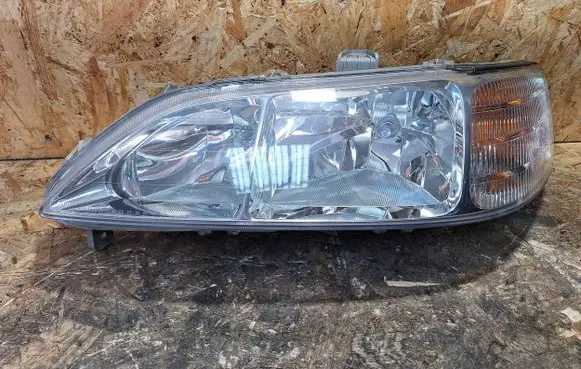 Honda Accord Headlight/headlamp 33150-S1A-G010-M1