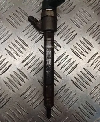 Volvo S60 Fuel injector 0445110251