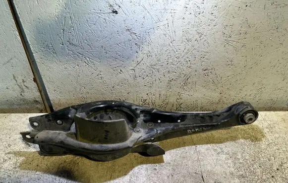 Volkswagen Atlas Rear upper control arm/wishbone 8QF505311B