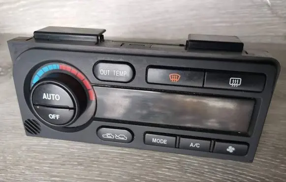 Subaru Legacy Climate control unit 72311AE080 3N43034700