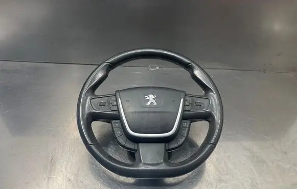 Peugeot 508 Steering wheel