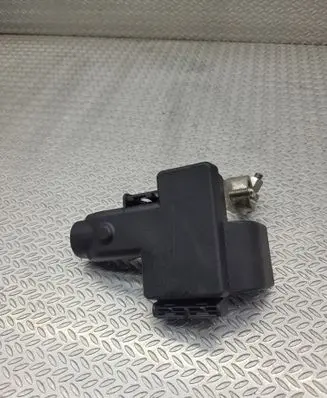 Volkswagen Golf VIII Battery relay fuse 5WA937548A