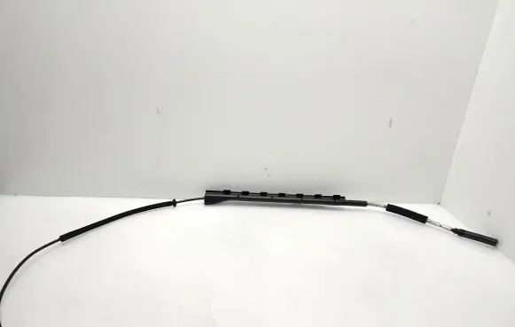 Audi Q7 4L Engine bonnet/hood lock release cable 4L1823535