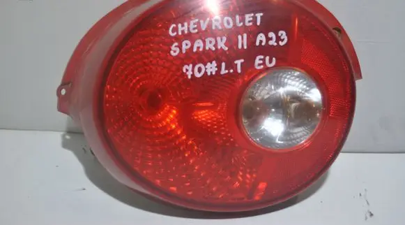Chevrolet Spark Tailgate rear/tail lights