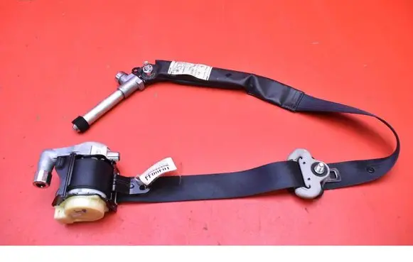 Mazda 3 II Front seatbelt BGA550027