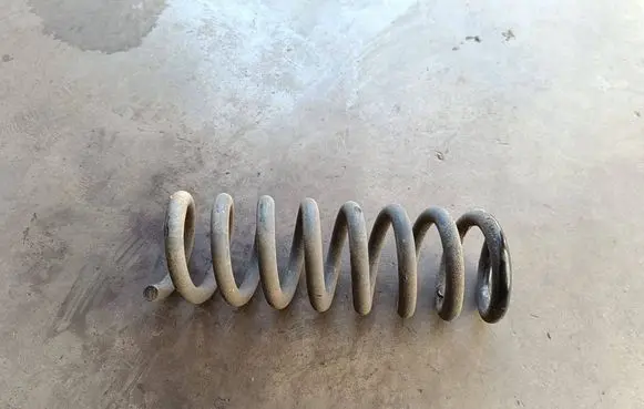 Mercedes-Benz SLK R172 Rear coil spring