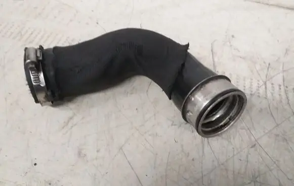Audi A4 S4 B7 8E 8H Intercooler hose/pipe