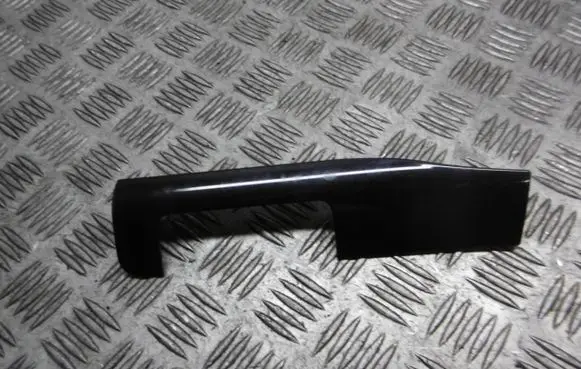 BMW 3 E46 Fender end trim 5145-8196101
