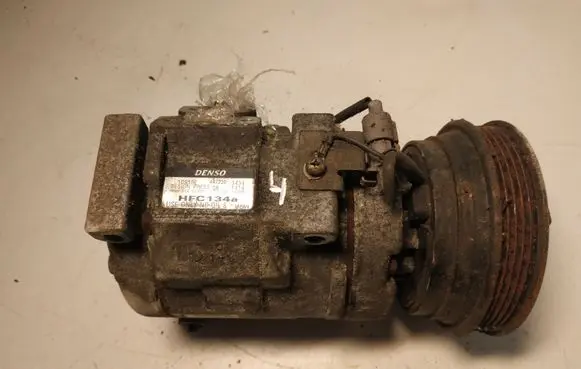 Toyota Avensis T220 Air conditioning (A/C) compressor (pump) 4472203434