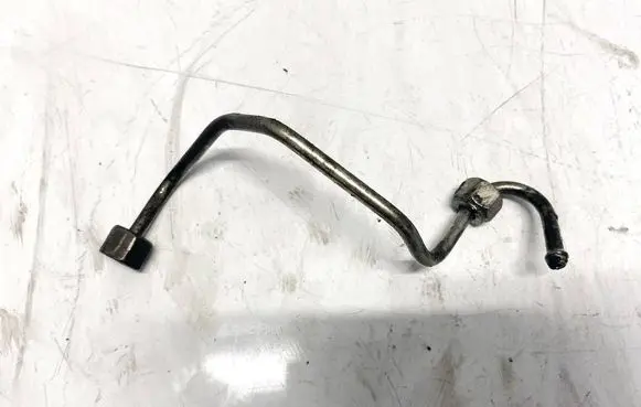 Citroen C8 Fuel line pipe