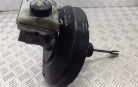 Opel Zafira B Brake booster 13142361