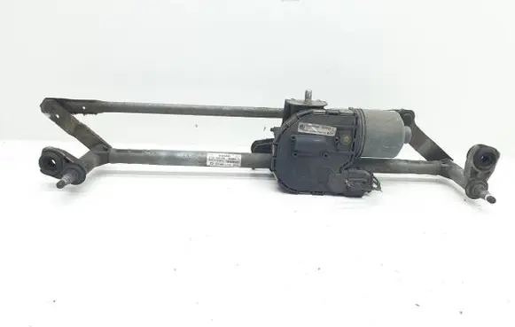 Front wiper linkage and motor