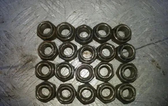 Nissan Almera Tino Nuts/bolts 