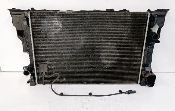 Volvo XC70 Coolant radiator