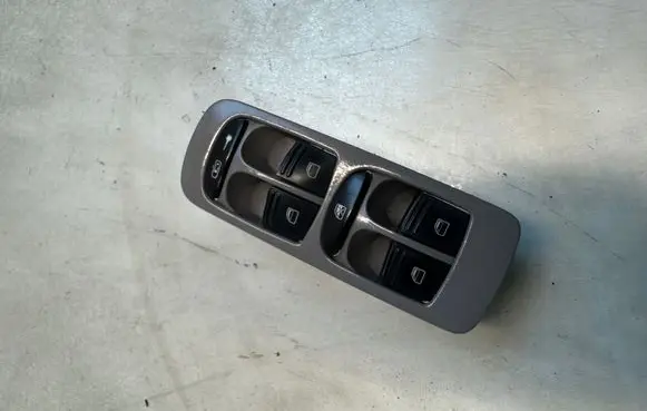 Porsche Cayenne (9PA) Electric window control switch 7L5959857A