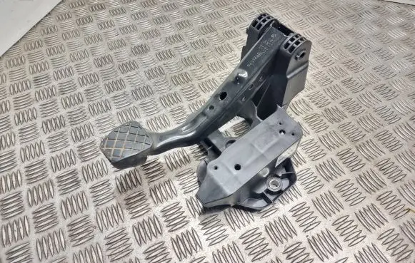 Audi A1 Brake pedal 6R1721058D