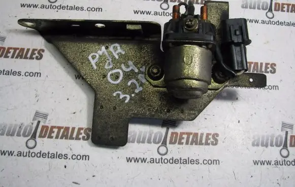 Mitsubishi Pajero Glow plug pre-heat relay MD342751