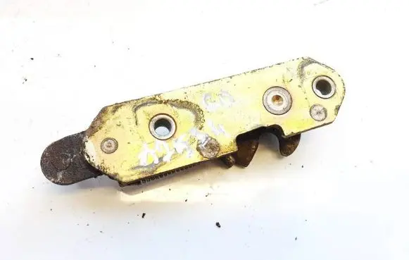 Iveco Daily 40.8 Rear door lock