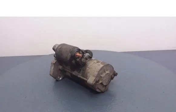 Nissan Almera Tino Starter motor M008T71371