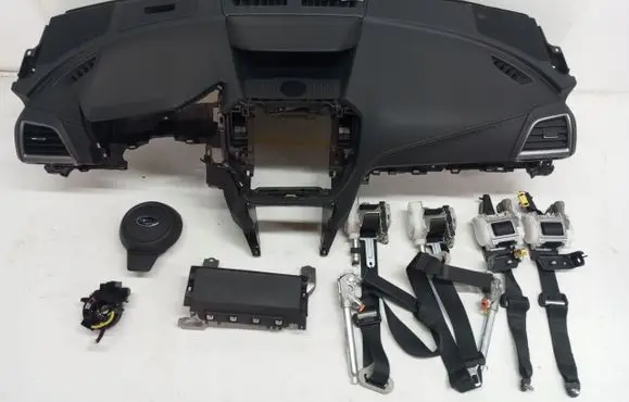 Subaru Crosstrek III Radio/GPS head unit trim 