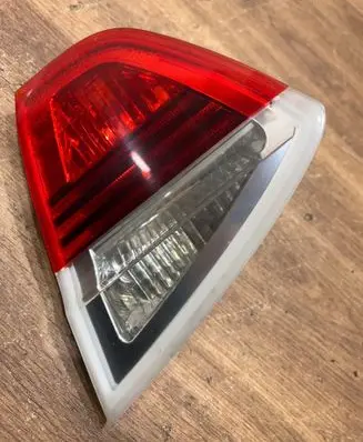 BMW 3 E90 E91 Tailgate rear/tail lights 6937460