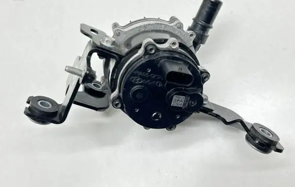 KIA Niro Electric auxiliary coolant/water pump 375V5AO000 T00314D0 221124S2A1