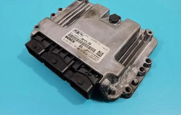 Ford Focus Engine control unit/module ECU 8M51-12A650-LB IMPRK1392112