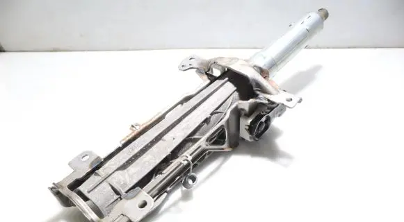 Steering wheel axle set