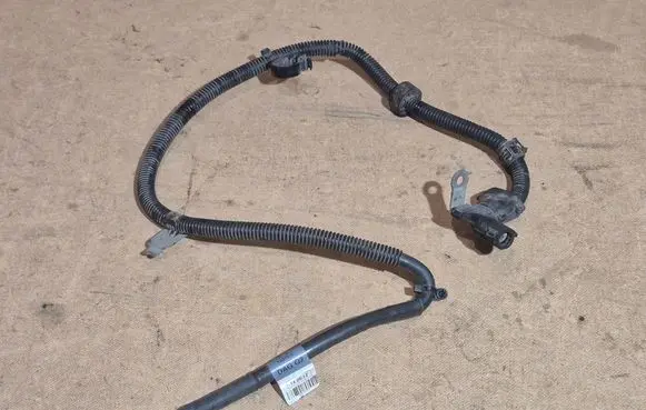 Mercedes-Benz E W212 Wires (generator/alternator) A2124405513