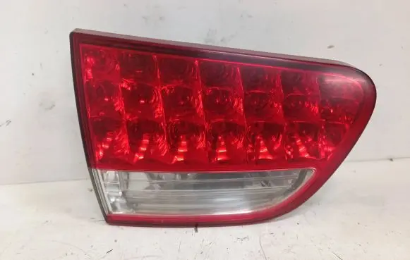 Citroen C-Crosser Tailgate rear/tail lights