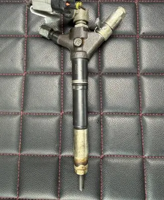 Lexus IS 220D-250-350 Fuel injector 2367026011 09H04710