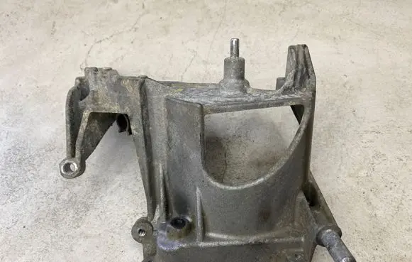 Citroen Berlingo Fuel filter bracket/mount holder 9672309780