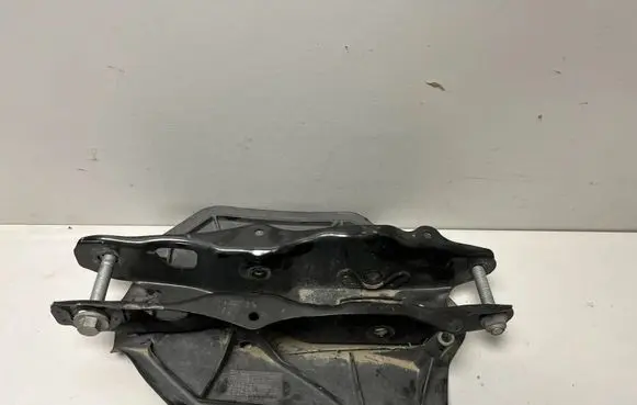 BMW X5 G05 Rear upper control arm/wishbone 6878031