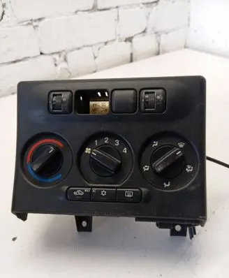 Opel Zafira A Climate control unit 90589777 2003200006h47