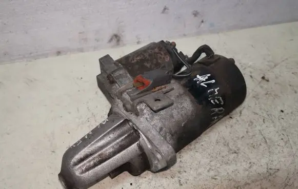 Nissan Almera Starter motor 233001M216