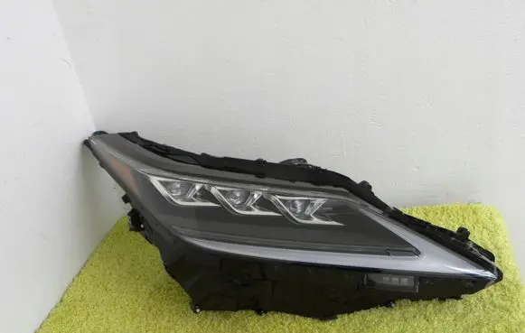 Lexus RX 330 - 350 - 400H Headlight/headlamp