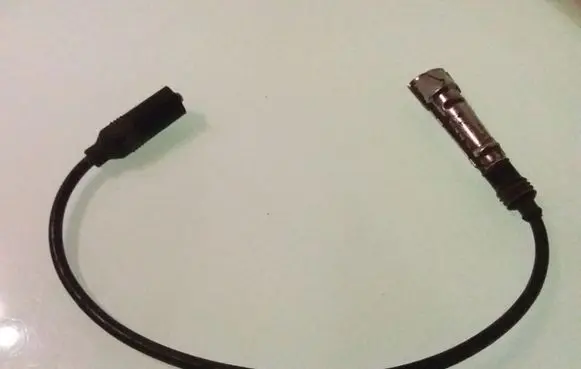 Volkswagen Golf III Ignition plug leads 036035255E 0300413111