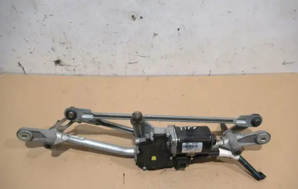 Fiat Tipo Front wiper linkage and motor 52069330