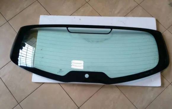KIA Sportage Opening tailgate glass NE67718