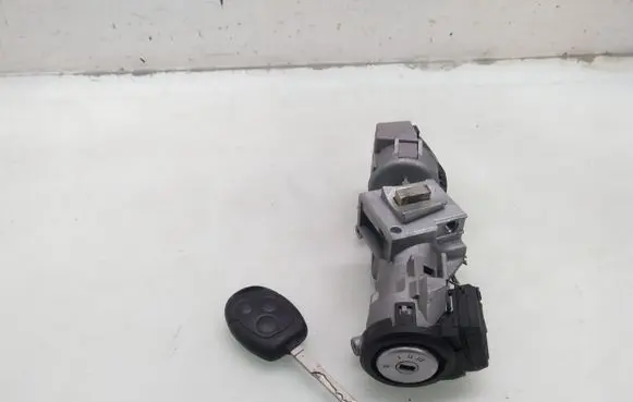 Ford Focus C-MAX Ignition lock